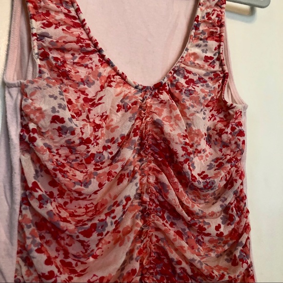 EUC Express Rouched Tank - Picture 2 of 4